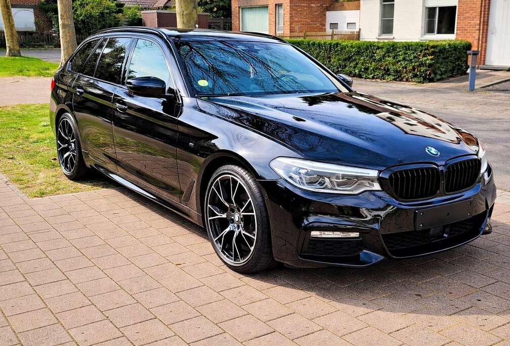 BMW Touring M-pack - Full Option