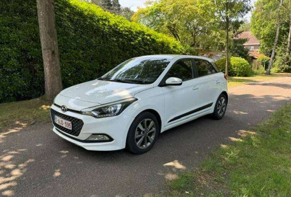 Hyundai i20 1.2i Twist Special Edition Play - Camera - Airco