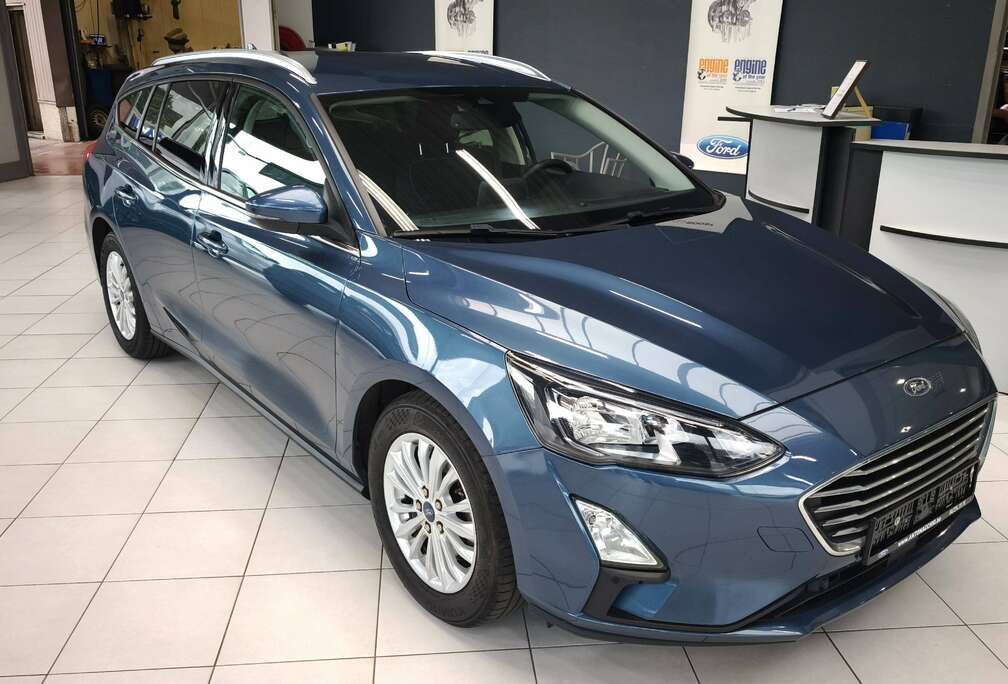 Ford Focus 1.0 EcoBoost MHEV Titanium X (EU6d)