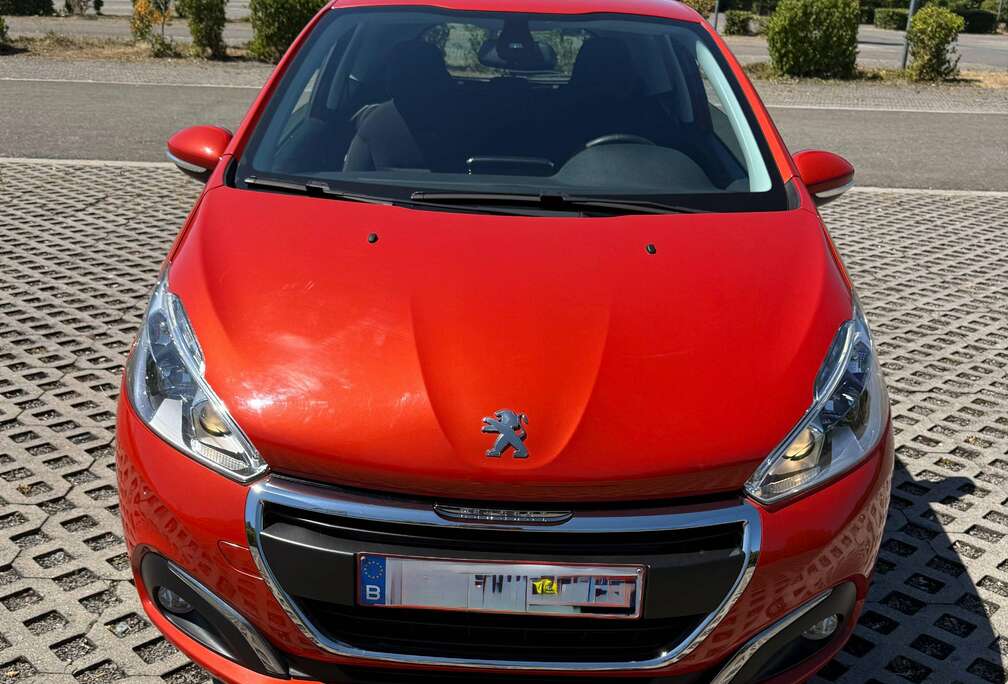 Peugeot 208 1.2 PureTech Allure S