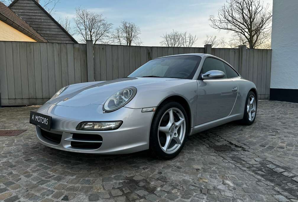 Porsche 911 Carrera 4 3.6i Coupé Tiptronic S