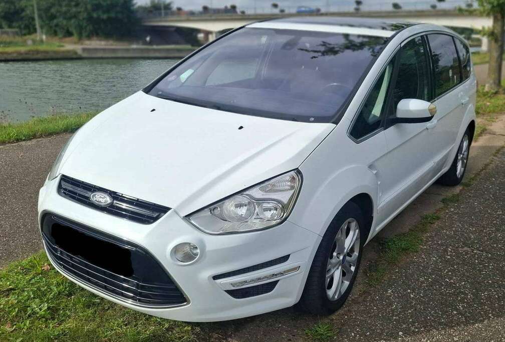 Ford S-Max 1.6 Turbo ECOboost Sound Connection