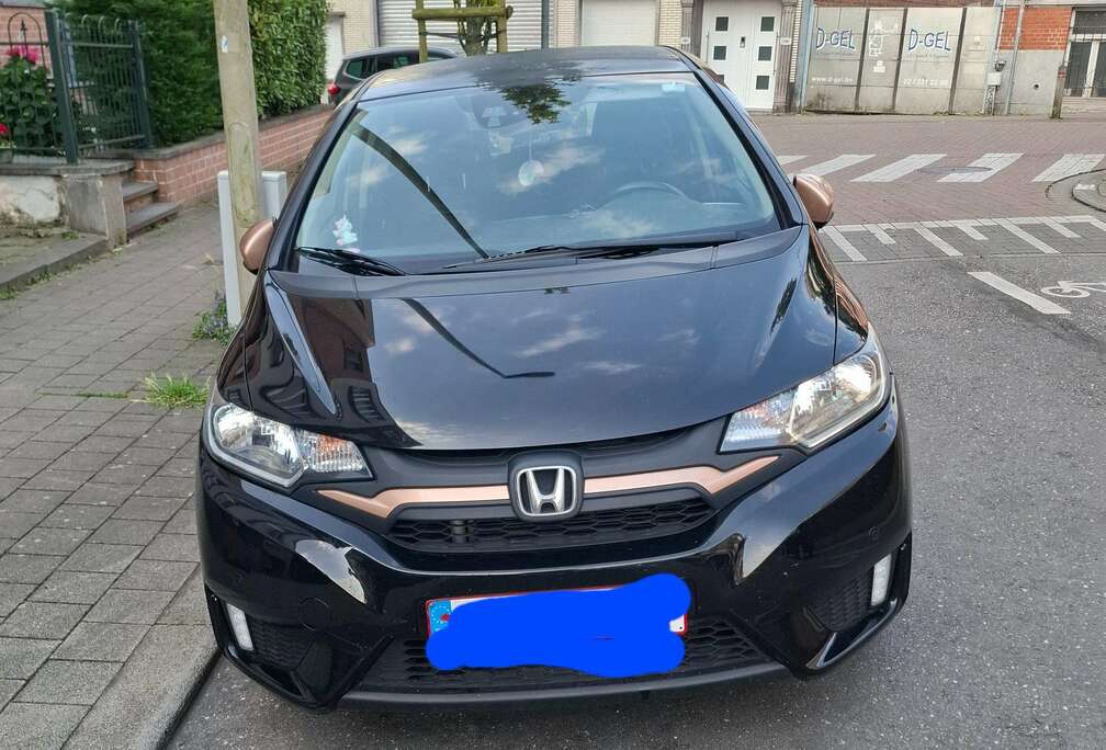 Honda Jazz 1.3i-VTEC Spotlight edition