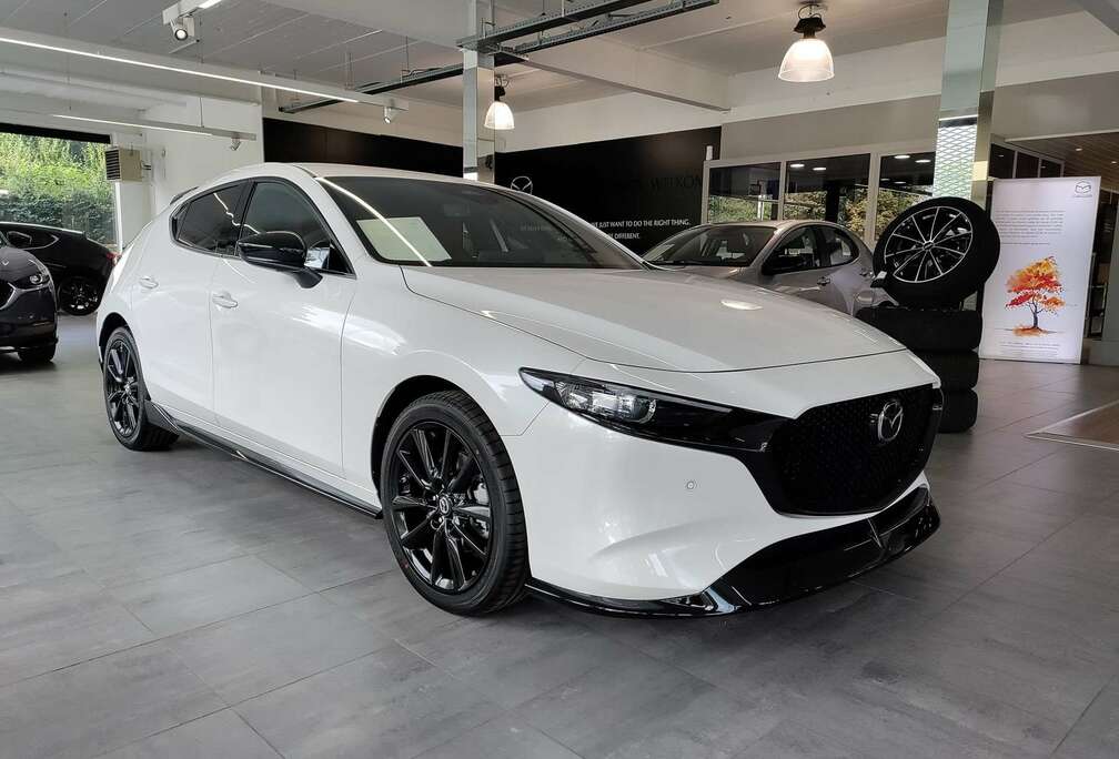 Mazda 2.5 e-SKYACTIV G Nagisa + Aeropack Mazdaspeed