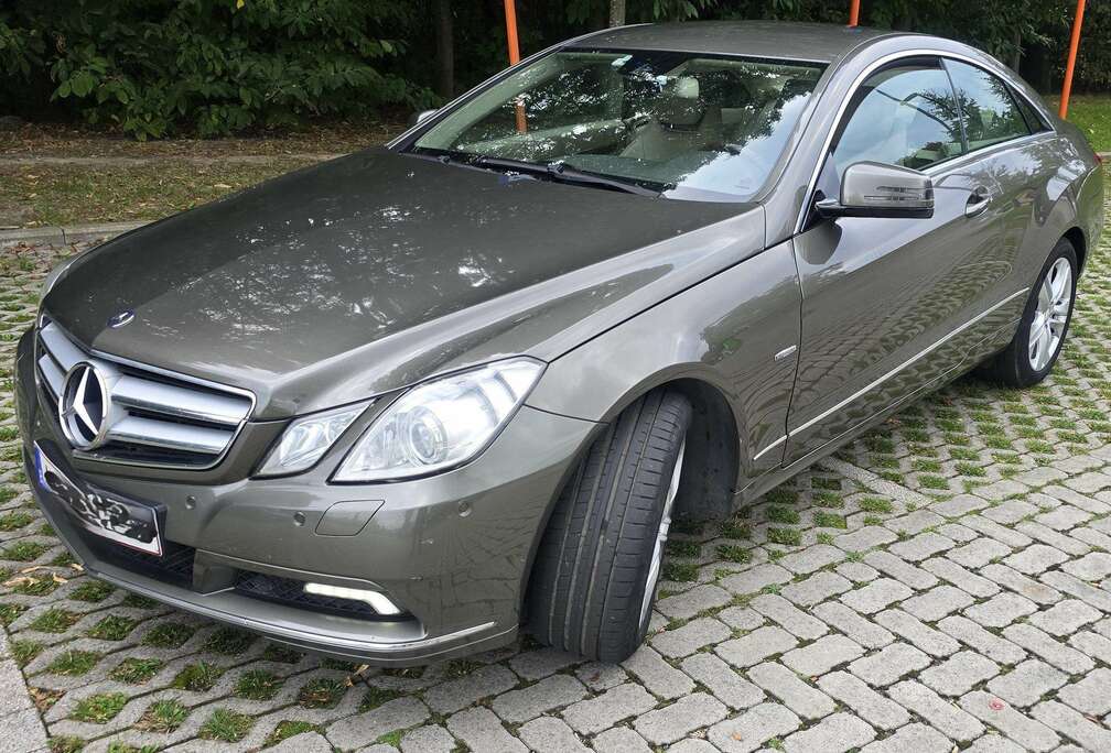 Mercedes-Benz E 350 CDI DPF C BlueEFFICIENCY 7G-TRONIC