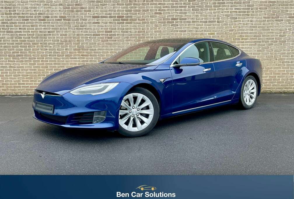 Tesla 75 - battery @ 90% SoH - Panoramic roof