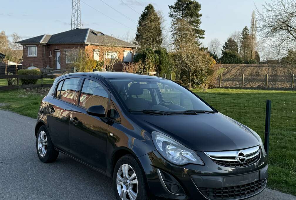 Opel 1.3 CDTI Black Edition / 1er Propriétaire