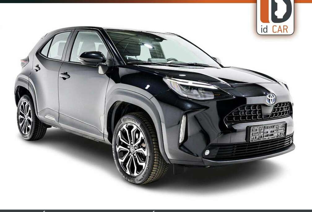 Toyota 1.5 HYBRID DYNAMIC PLUS LED GPS CAMERA REGU JA17