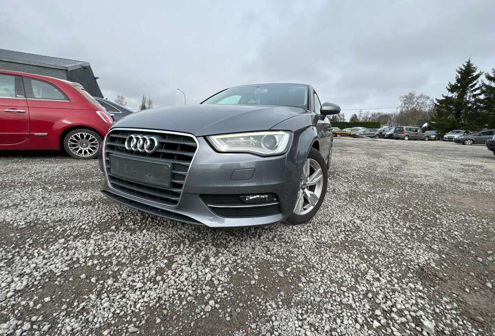 Audi 1.6 TDi ultra Attraction eu6B