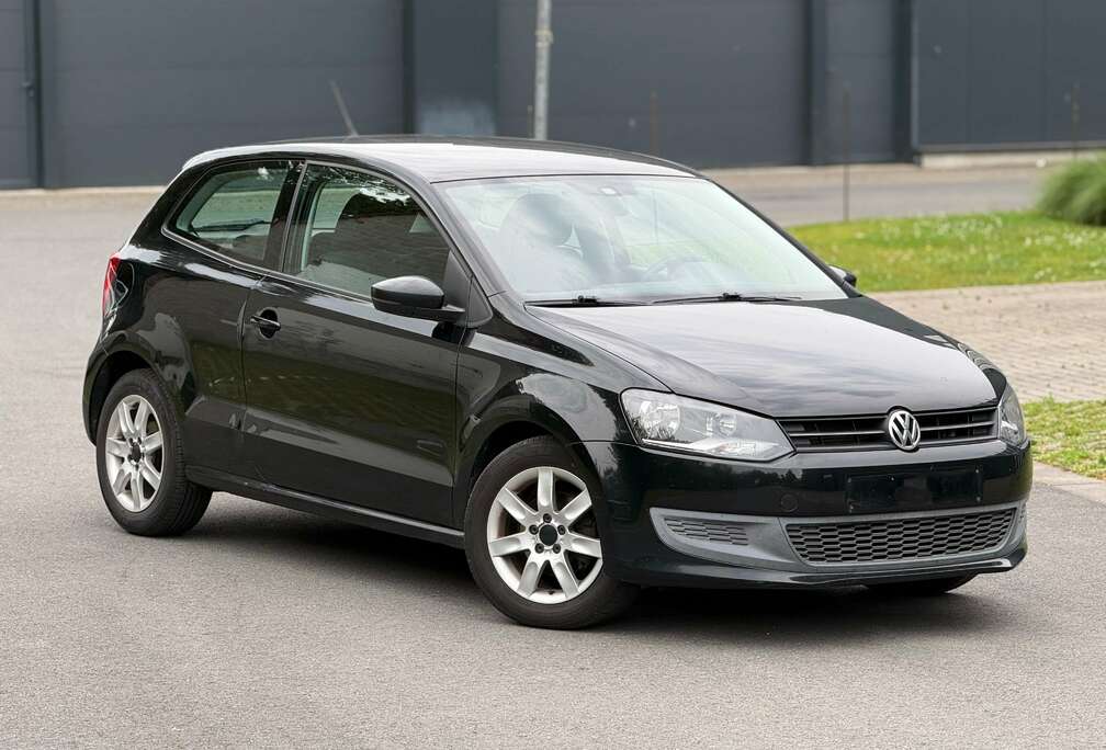 Volkswagen 1.6 CR TDi Highline // Navi // Clim Digitale
