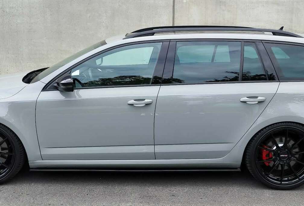 Skoda SW RS 2.0 TFSI RS245 DSG (EU6.2)