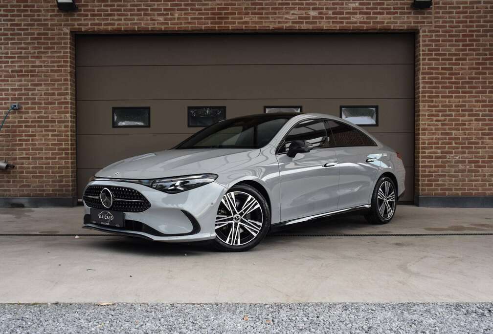 Mercedes-Benz PROGRESSIVE / NIGHT PAKKET / CARPLAY / GPS / CAMERA / LED / DAB / ACC / SFEERVERLICHTING