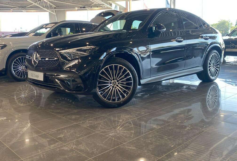 Mercedes-Benz Coupé 4MATIC Star Edition