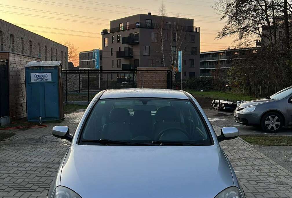 Opel 1.2 Twinsport Benzine