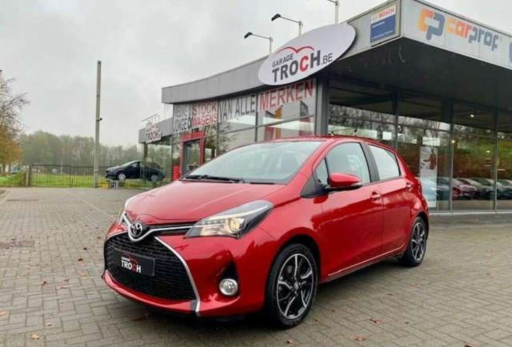 Toyota 1.33i VVT-i Lounge 6V 100PK Navi/Camera/1 Eigenaar