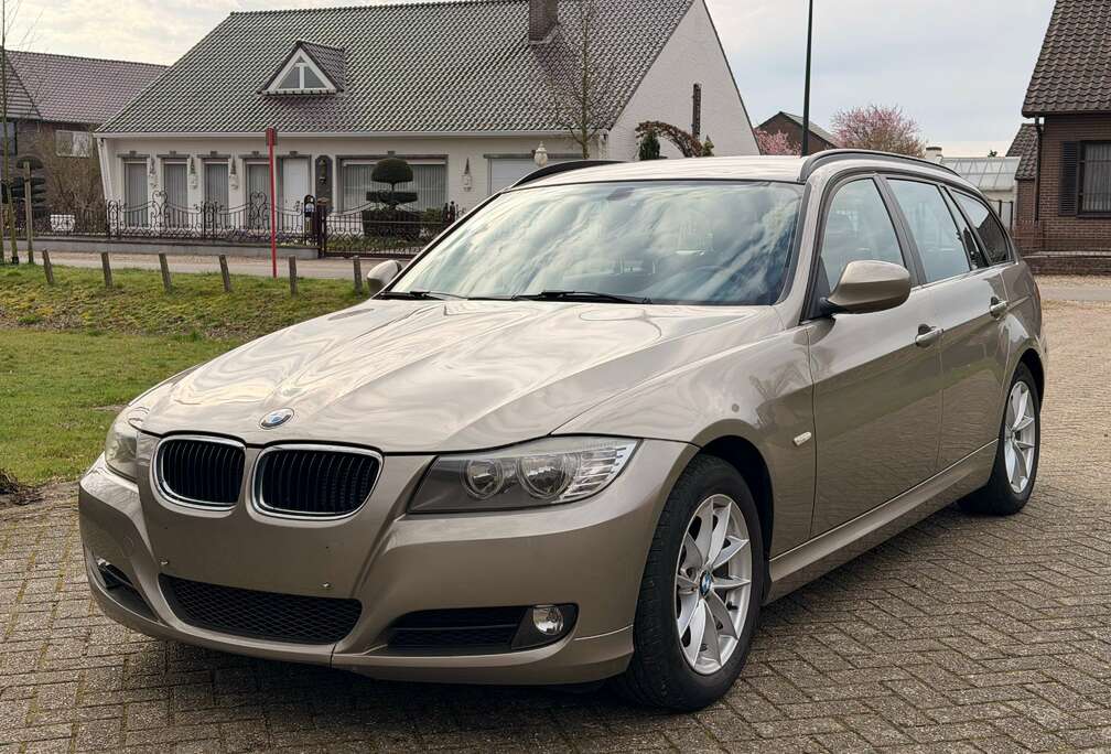 BMW d Touring * AutAirco * Trekhaak * Start/Stop * EU5