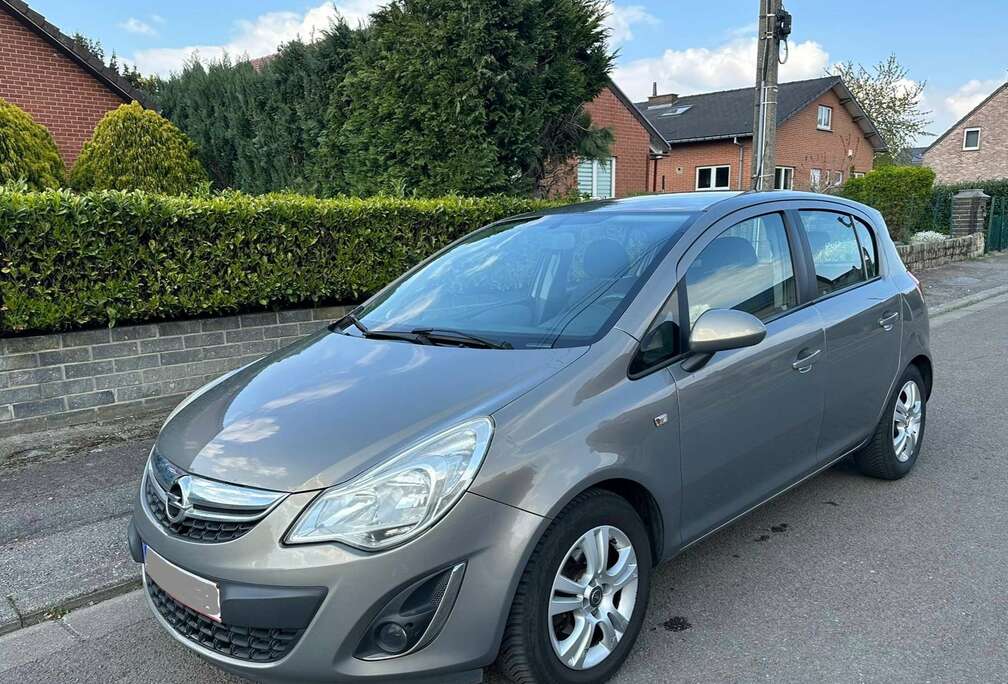 Opel Corsa 1.2i Enjoy