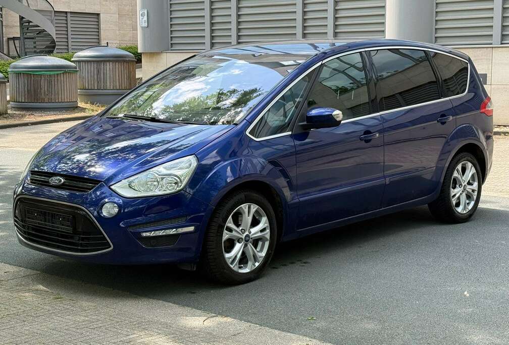 Ford S-Max 2.0 Turbo ECOboost Titanium Powershift