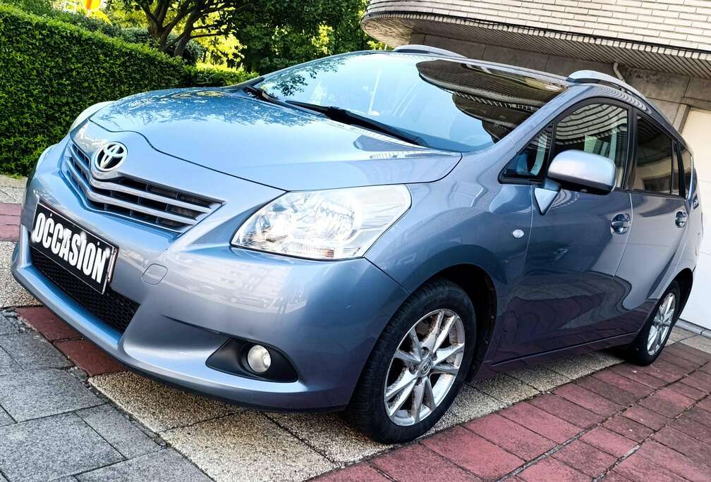 Toyota Verso 2.0 D-4D Executive III 5pl. DPF