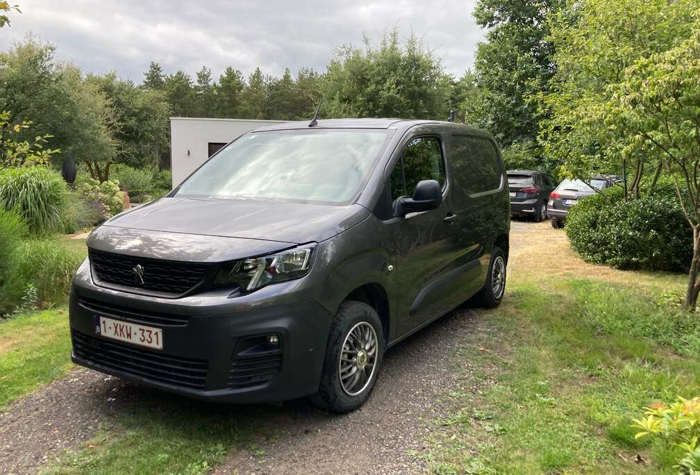 Peugeot Partner 1.2 PureTech L1 Light Pro S/S(EU6.2)