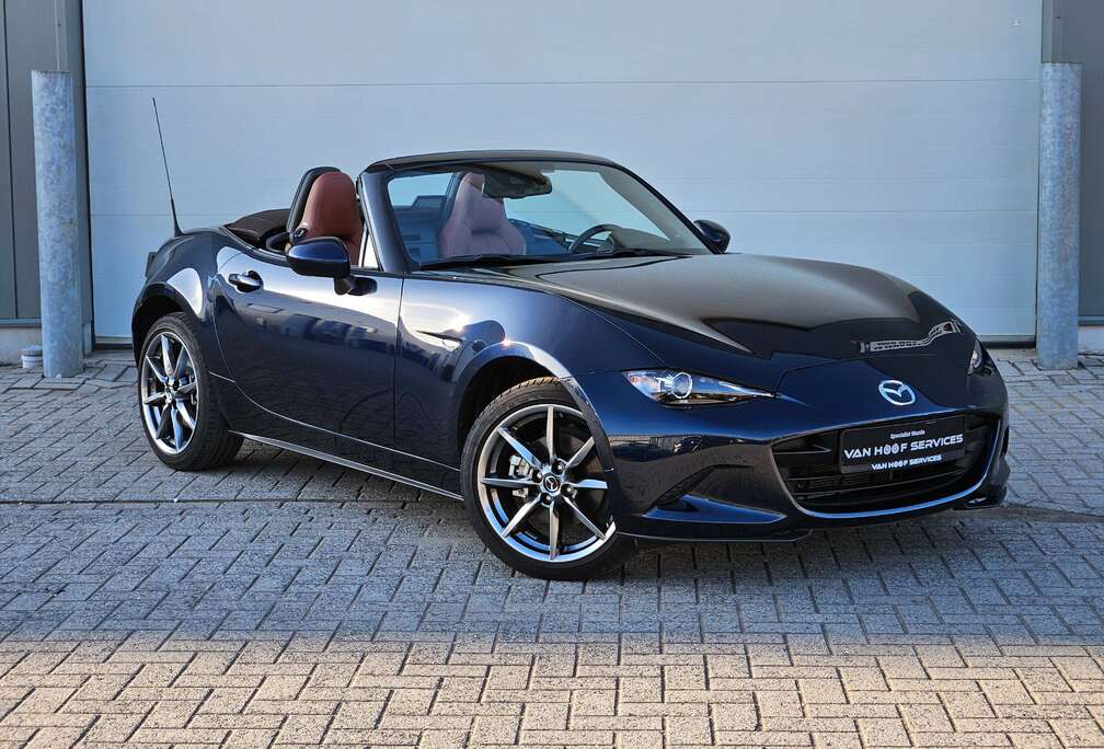 Mazda MX-5 2.0i Skyactiv-G Kazari