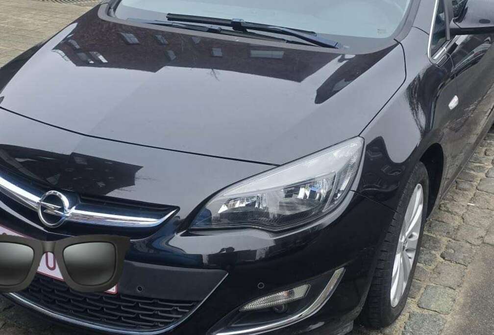 Opel 1.4 Turbo Sports Tourer Edition