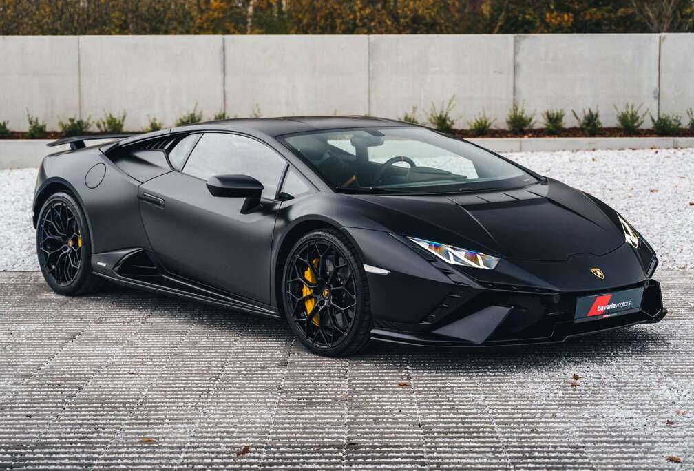 Lamborghini Tecnica / Alcantara / Lift / 20\