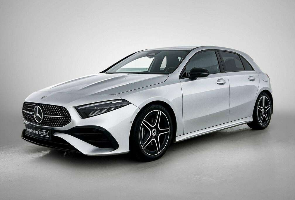 Mercedes-Benz A AMG Line Smartphone Integratie  Verwarmde Zetel