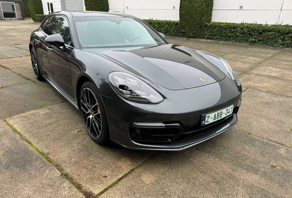 Porsche Turbo S-hybrid 680 pk 63000plus btw 21%