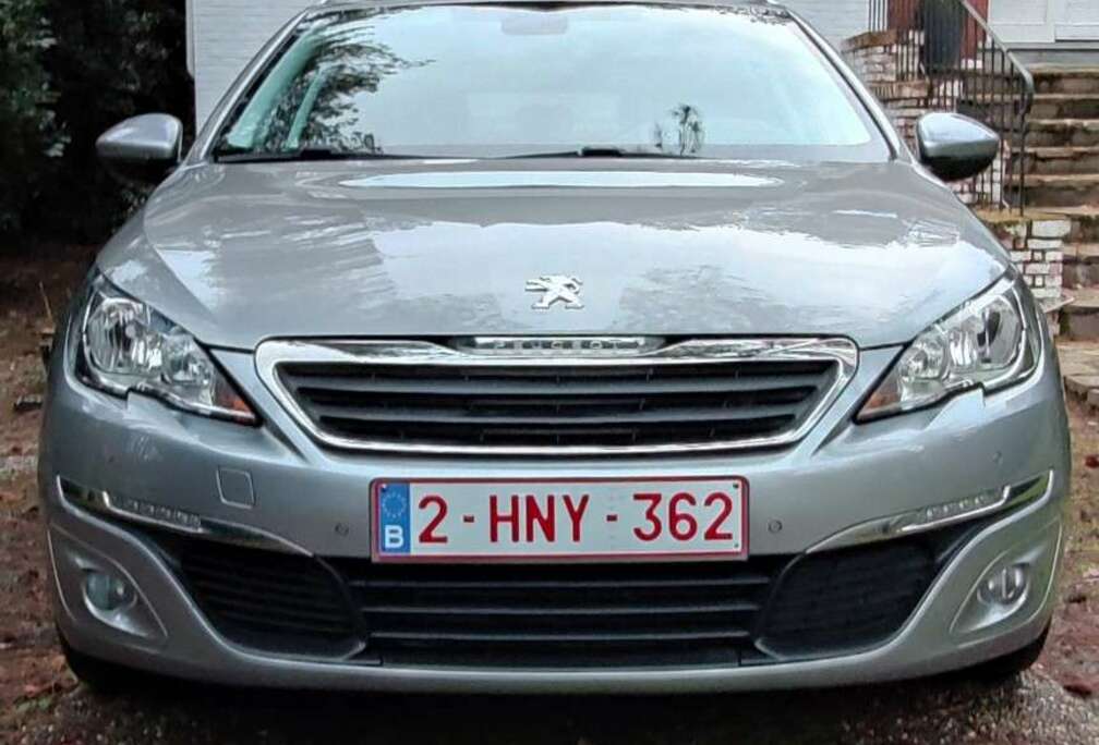 Peugeot SW PureTech 130 EAT6 Stop & Start Allure