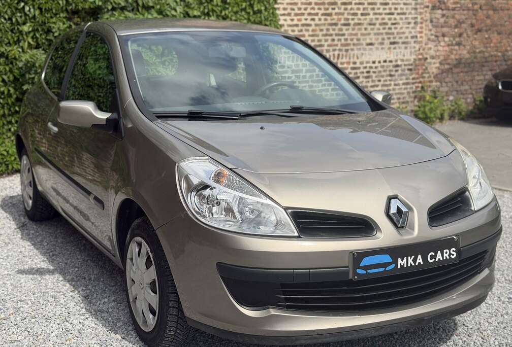 Renault 1.2i Boîte Automatique 1er Propriétaire Faible Km