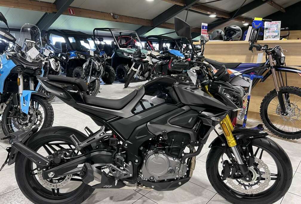 Andere  Morbidelli F352