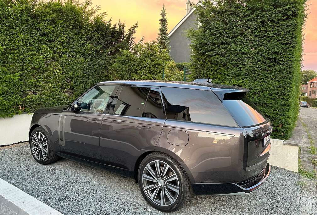 Land Rover Range Rover 3.0 P440 PHEV HSE