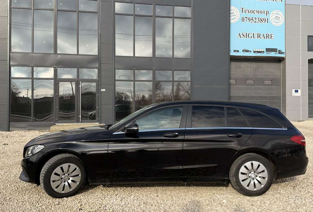 Mercedes-Benz (BlueTEC) d T