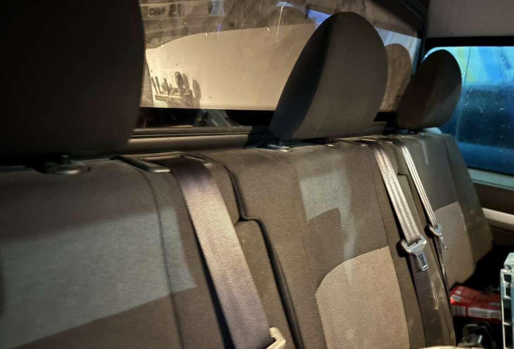 Peugeot L3H1 EAT8 TwinCab Premium