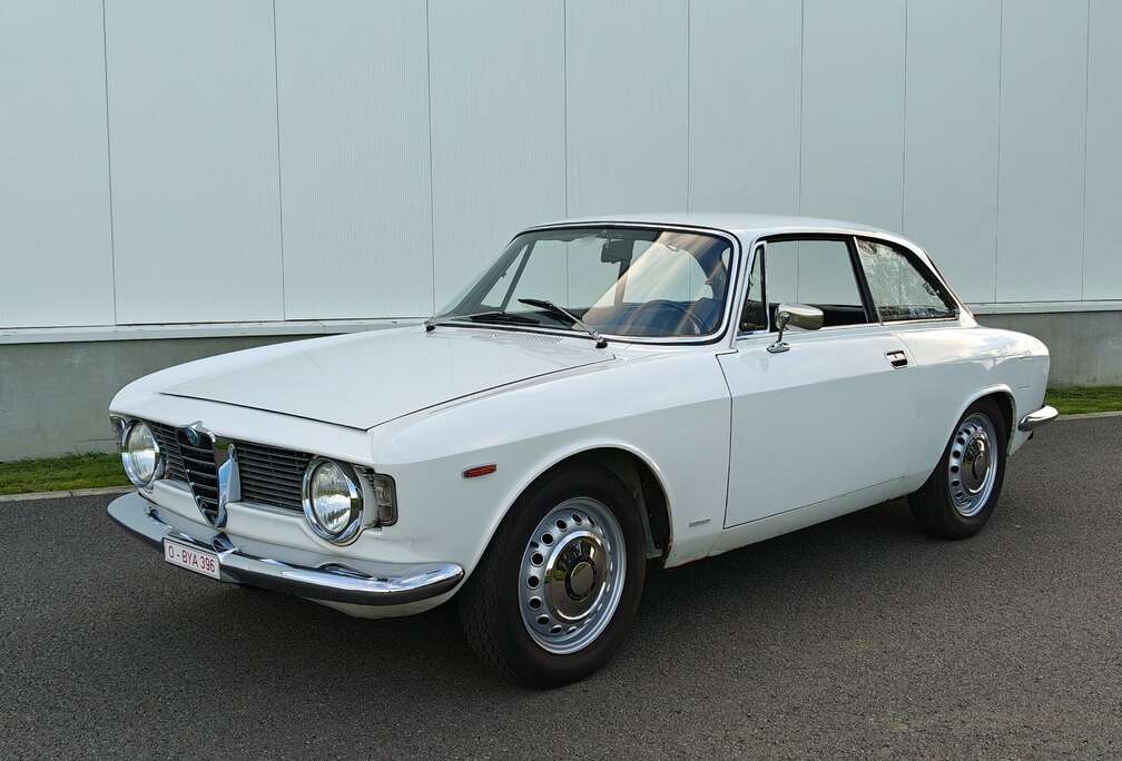 Alfa Romeo Sprint GT