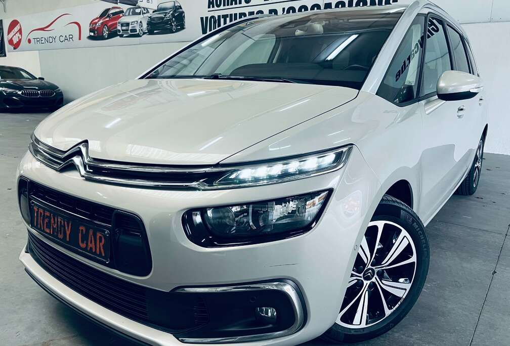 Citroen 1.2i Shine 7PL+NAVI+PANO+CAMERA+CARNET+GARANTIE