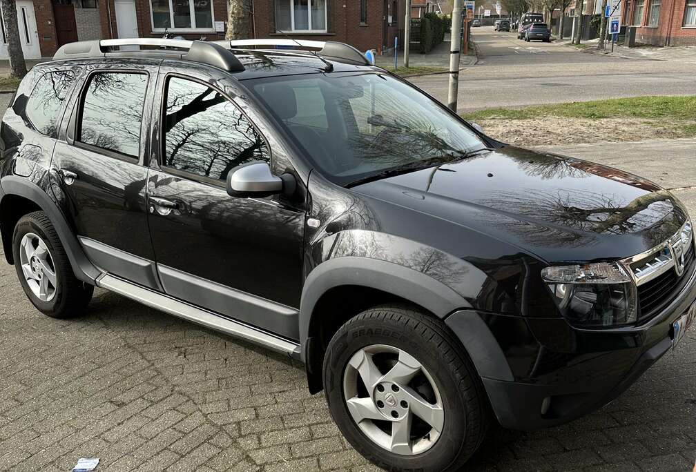 Dacia 1.6 16V 4x2 Destination