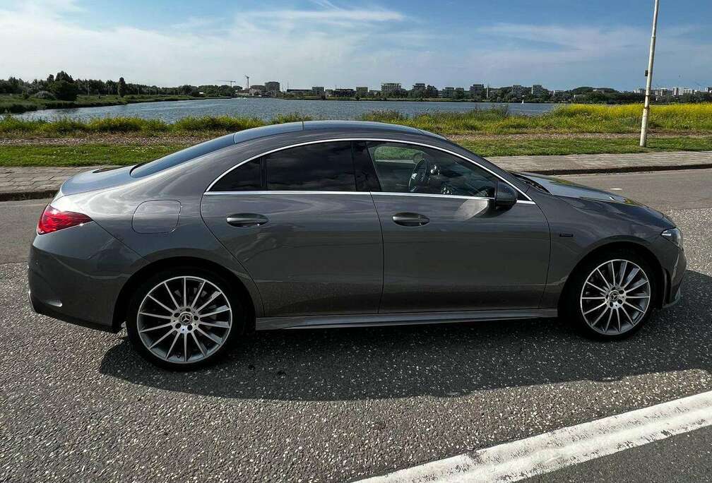 Mercedes-Benz CLA 250 e PHEV