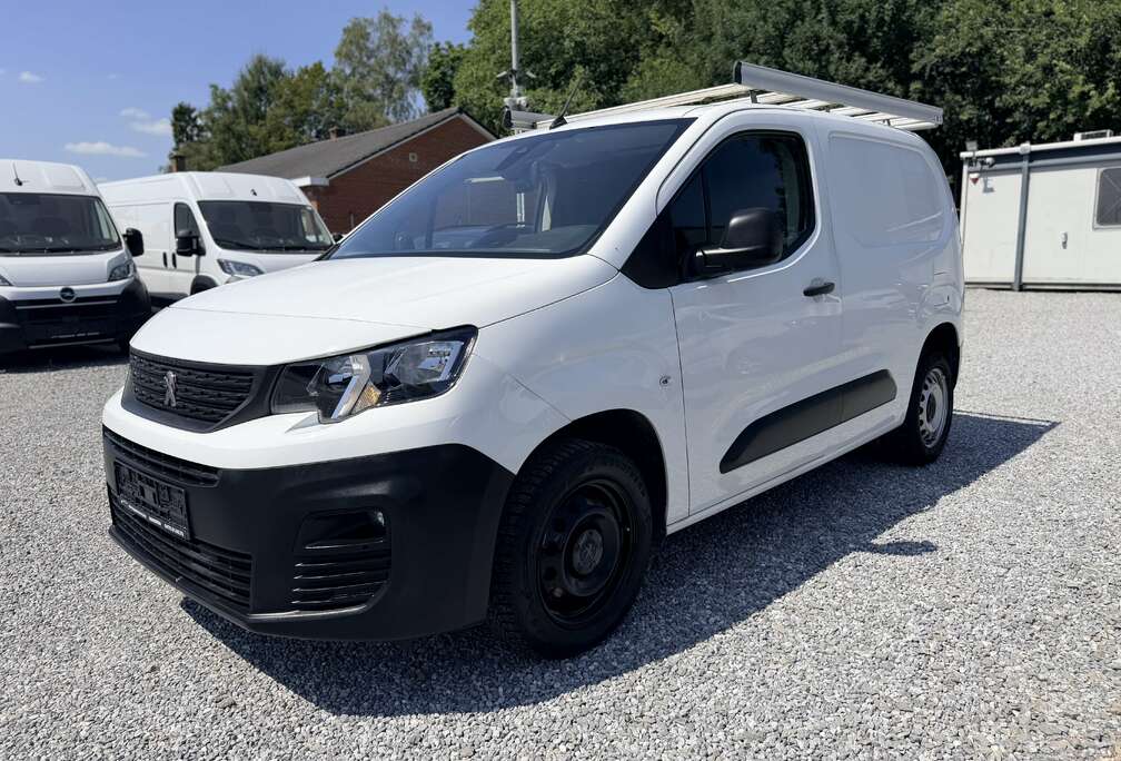 Peugeot 1.5 BlueHDi 3 places **12 MOIS DE GARANTIE** CLIM