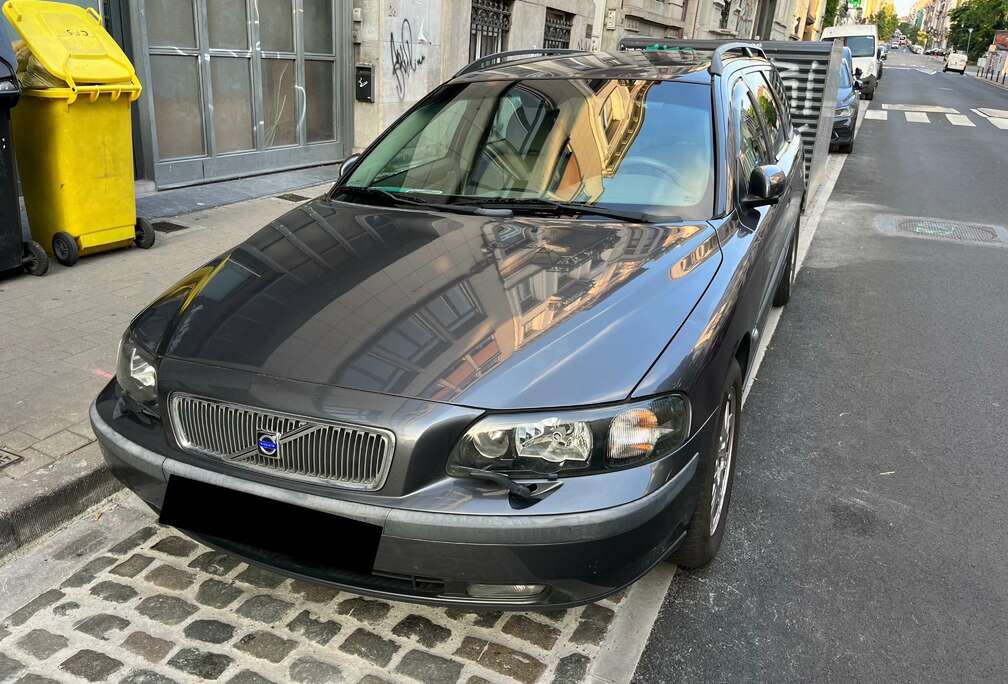 Volvo V70 2.4i 20v Momentum