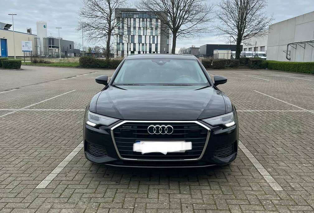 Audi 50 TFSI e quattro S tronic design
