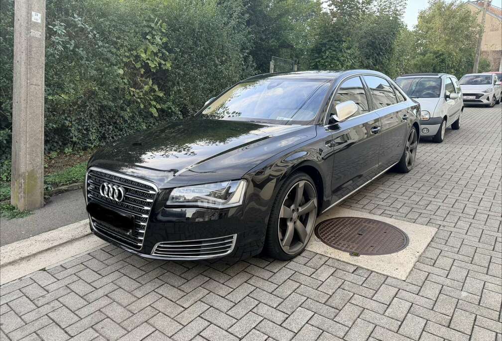 Audi Long 6.3i W12 FSI Quattro Tiptronic