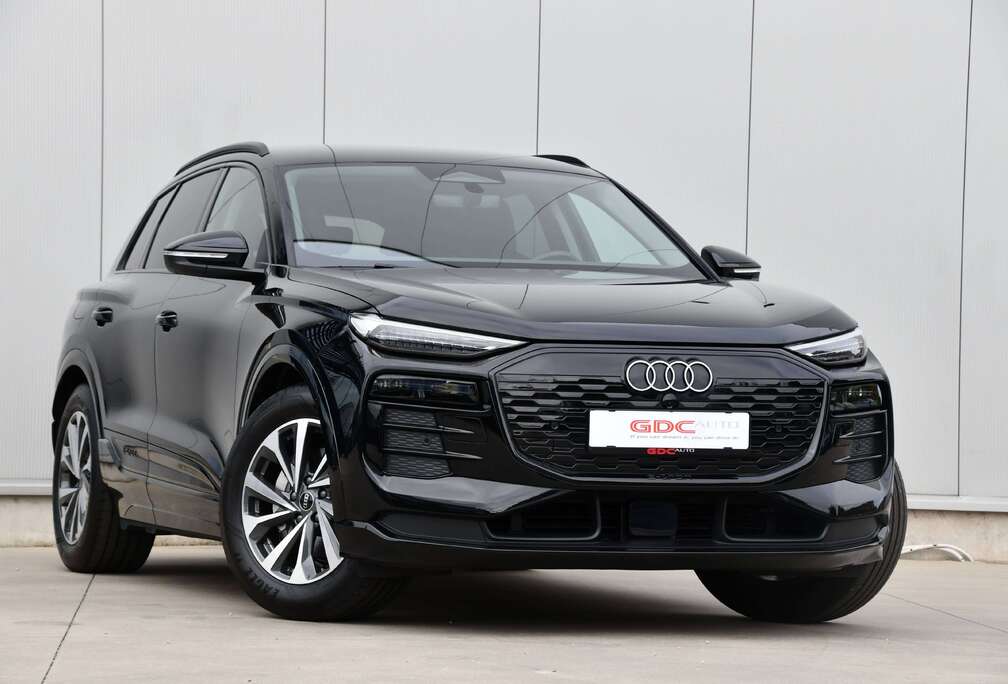 Audi Q6 e-Tron l SOH l 83 kWh l Bijrijdersdisplay l 360° Camera l Trekhaak l Keyless