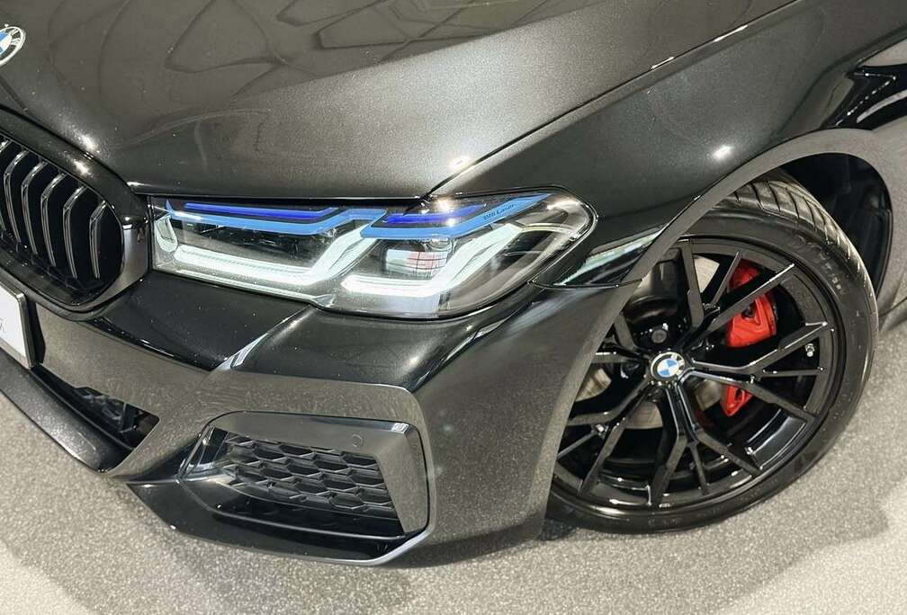 BMW 520d Touring M  HARMAN KARDON  LASER  PANO