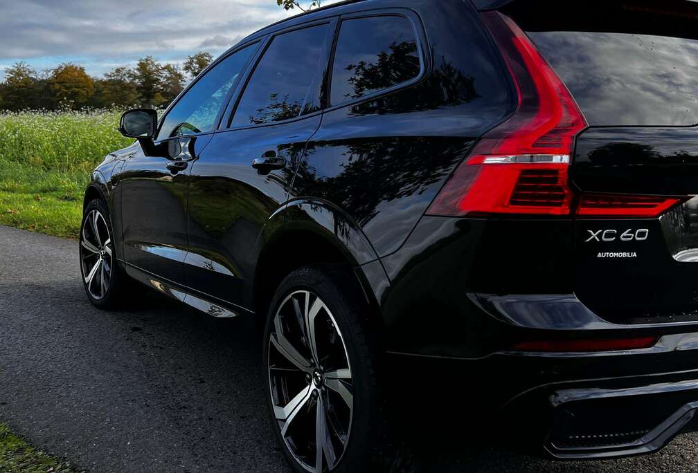 Volvo TOP XC60 T6 AWD Plug-in Hybrid Plus Black Edition