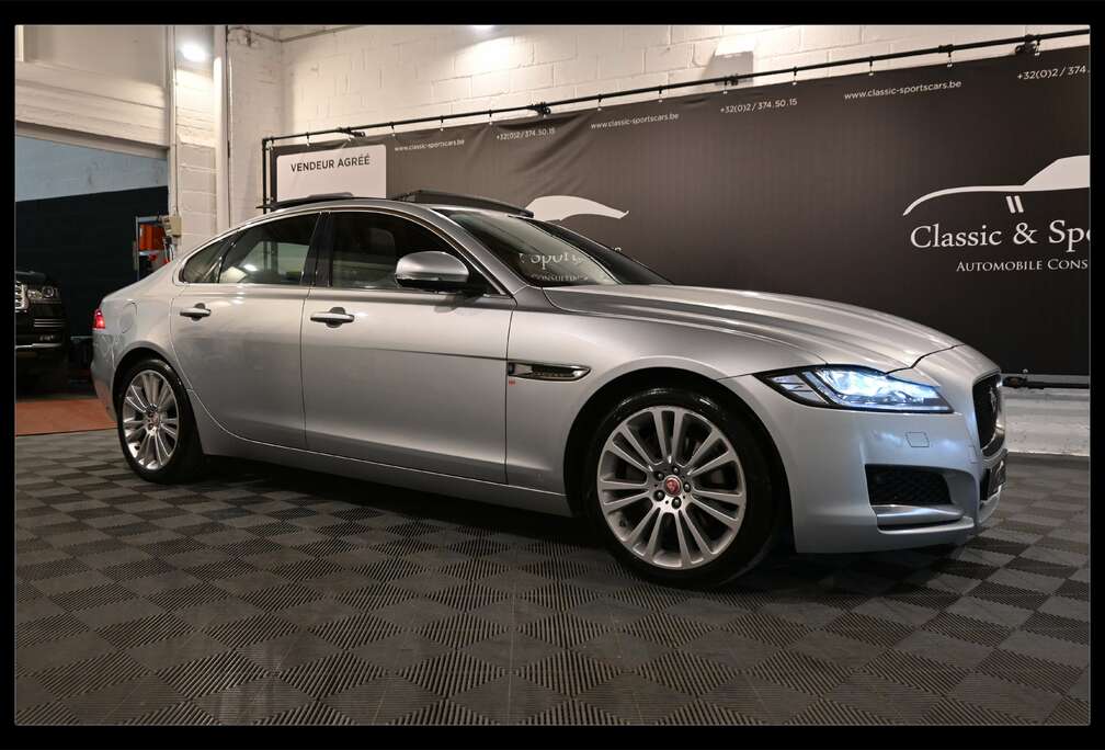 Jaguar XF 2.0 D PORTFOLIO EURO 6 / CAMERA / PANO / FULL