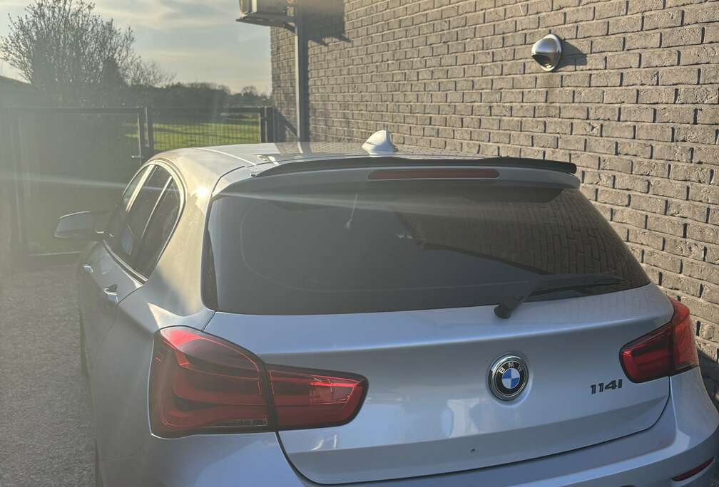 BMW 114d 95 ch Urban Chic Start Edition