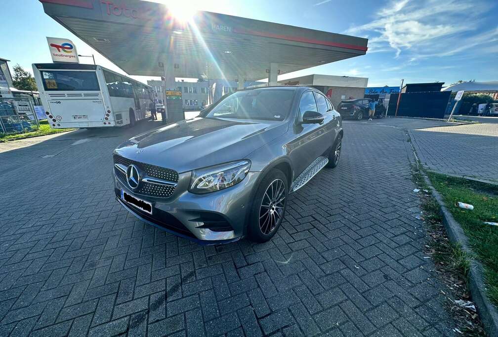 Mercedes-Benz Coupé d 4-Matic AMG Line (Business solution)