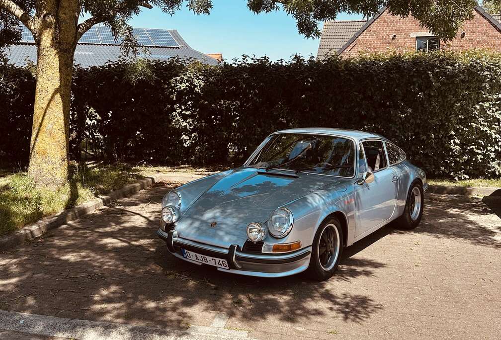 Porsche 911 T